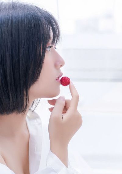 黑白风欧美头像_剧情片免费在线播放