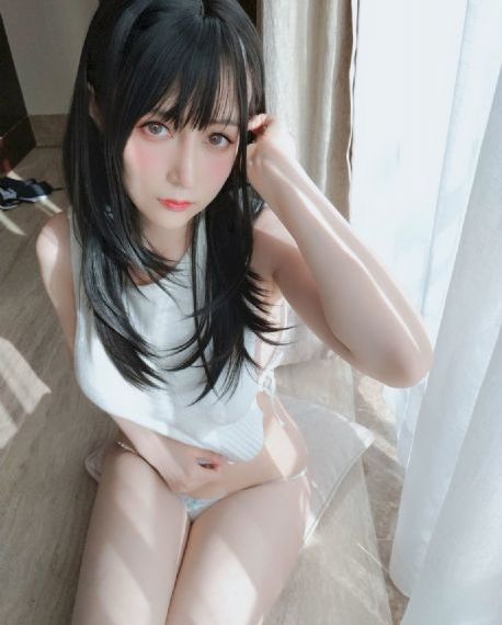 最新制服国产在线_720最新电影在线观看